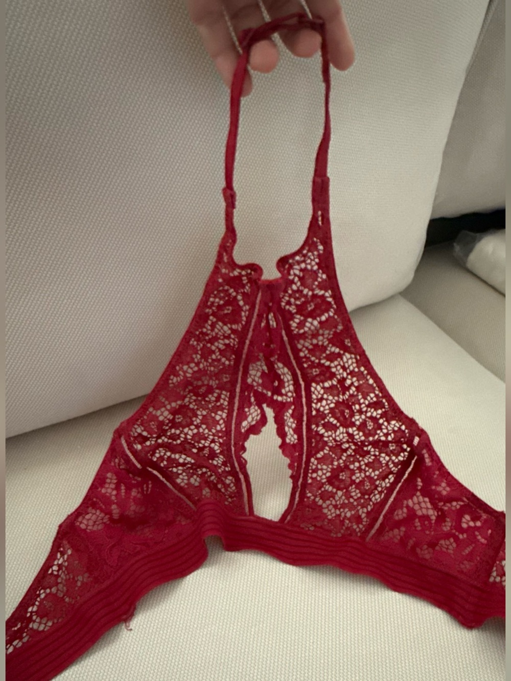 Victoria's Secret Very Sexy Lace Keyhole Halter Bralette Red Size S